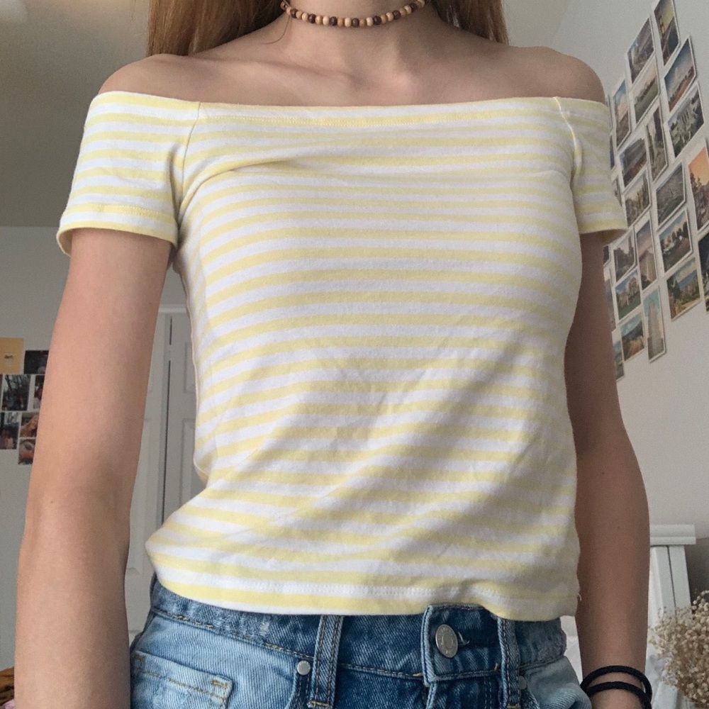 4/$25 pacsun off the shoulder top!!